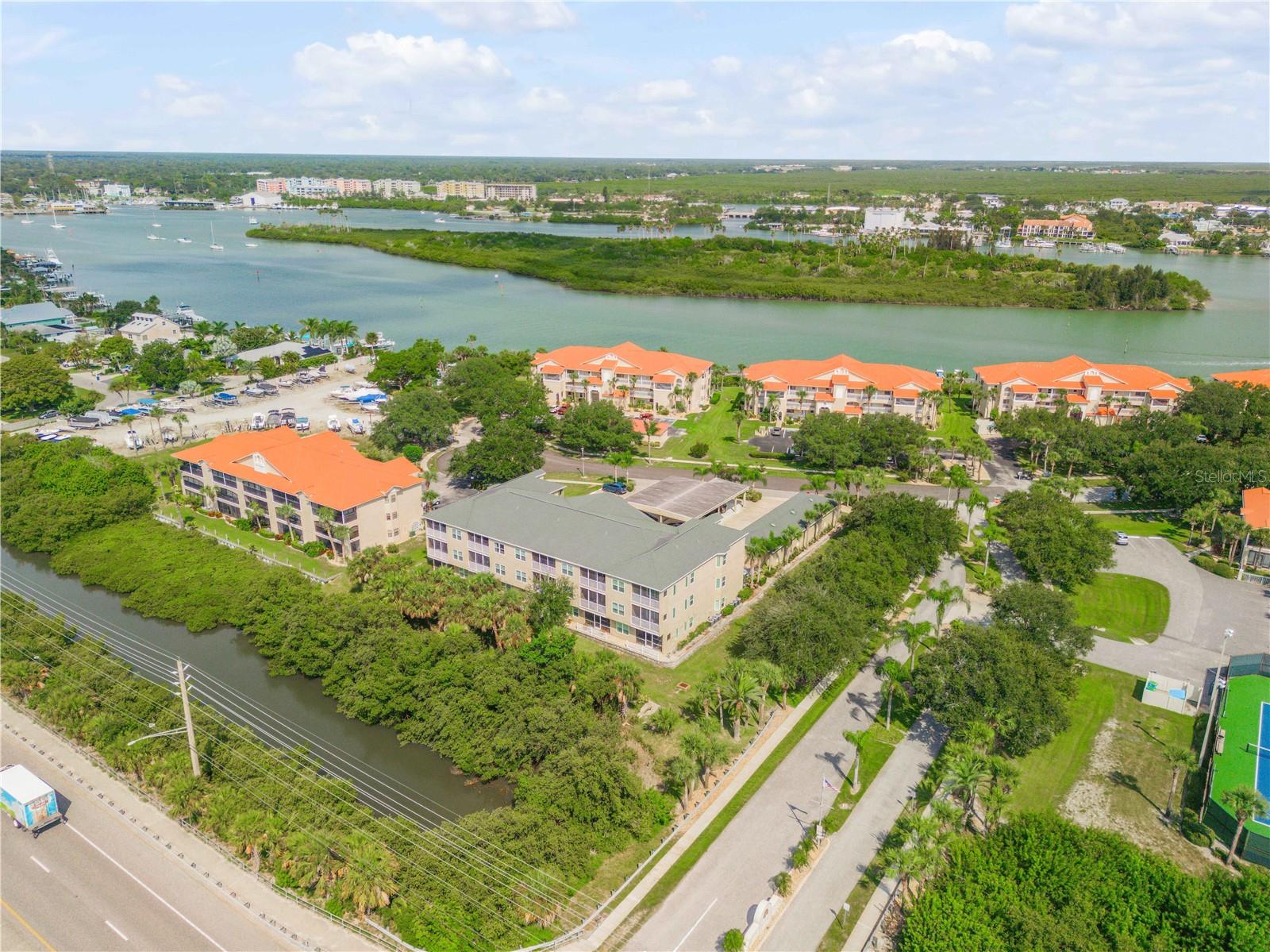 BOUCHELLE ISLAND - Residential