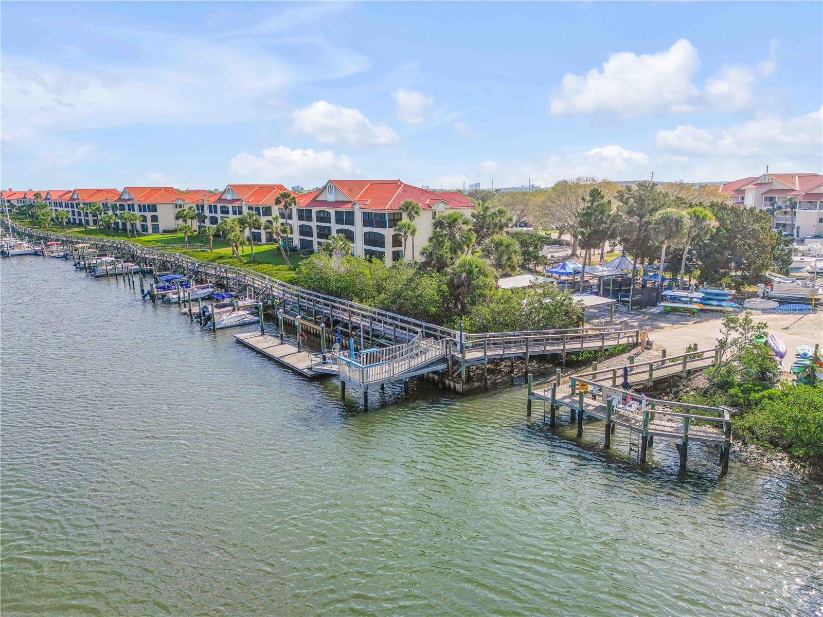BOUCHELLE ISLAND - Residential