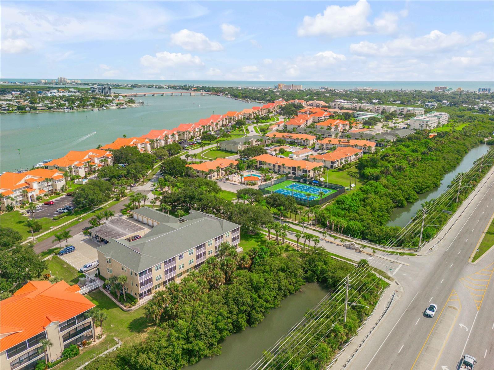 BOUCHELLE ISLAND - Residential