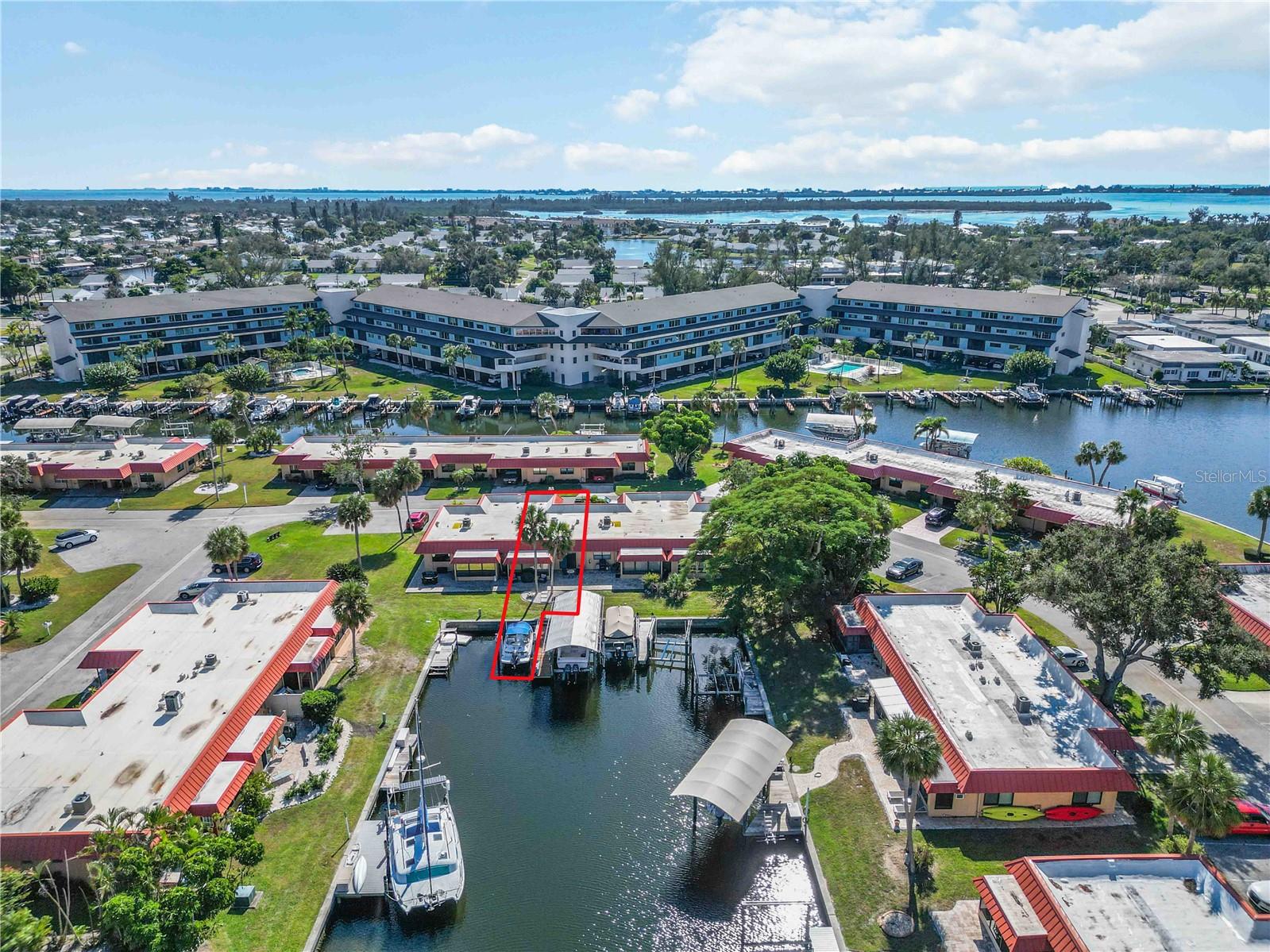 PALMA SOLA HARBOUR SEC 1 - Residential