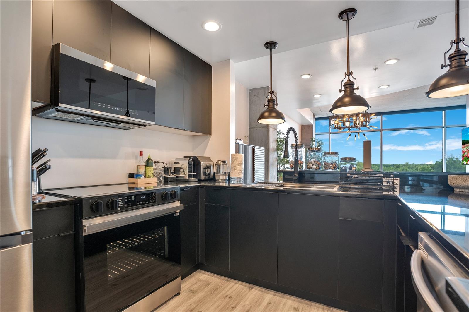 JACKSON - Residential Lease
