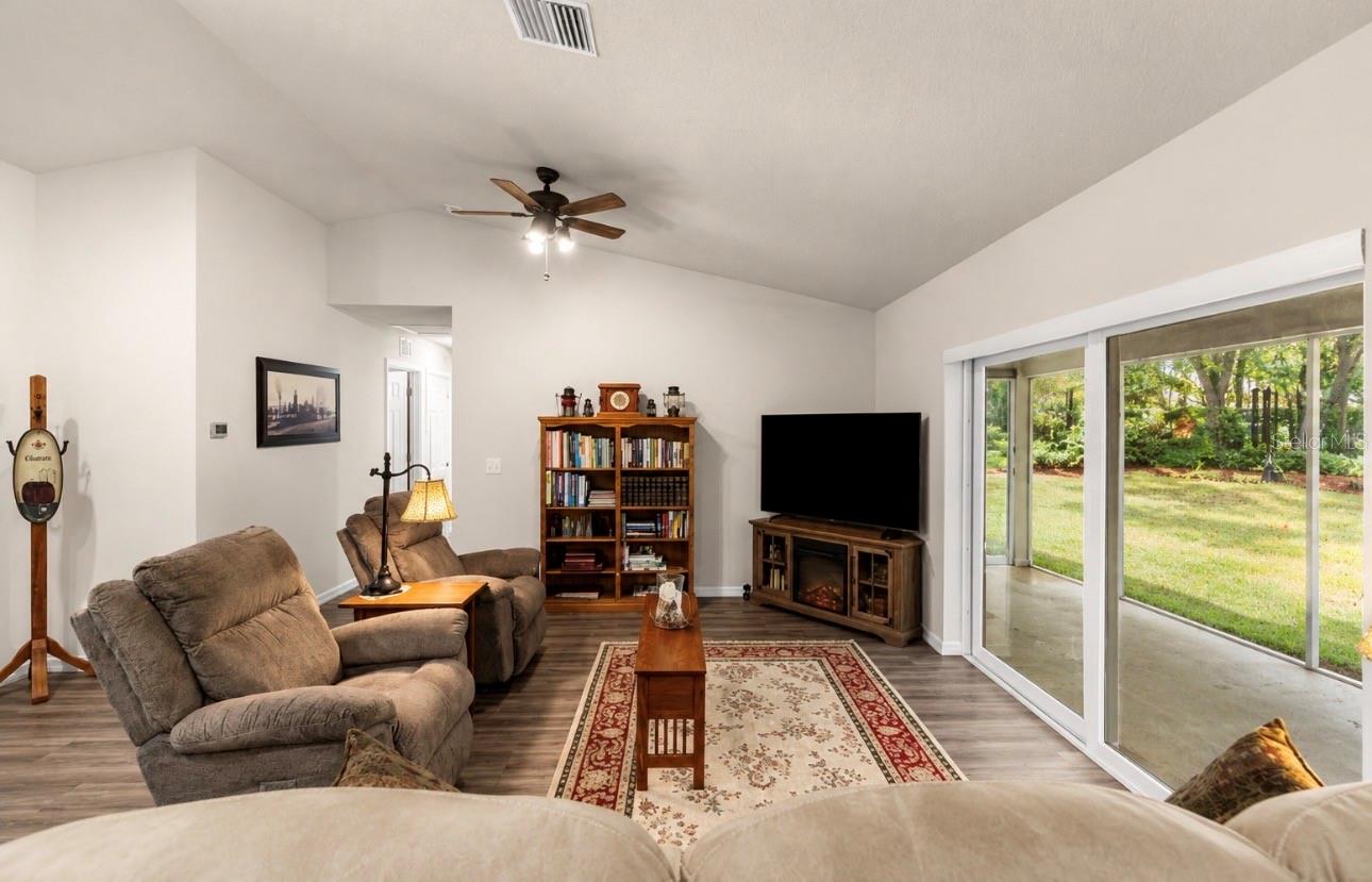 CITRUS SPGS UNIT 05 - Residential