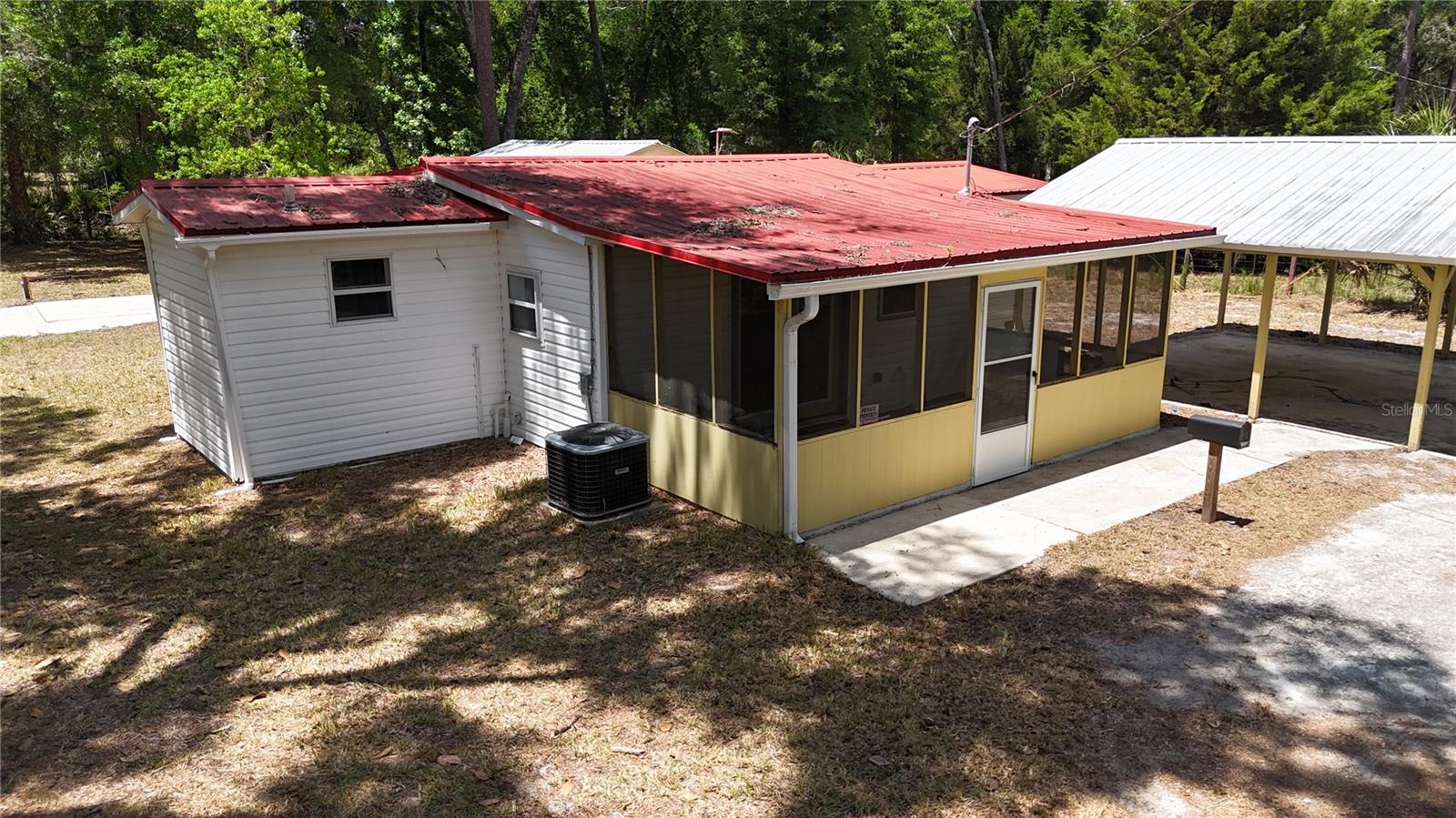 SUWANNEE RIVER SPGS 01/MANATEE - Residential