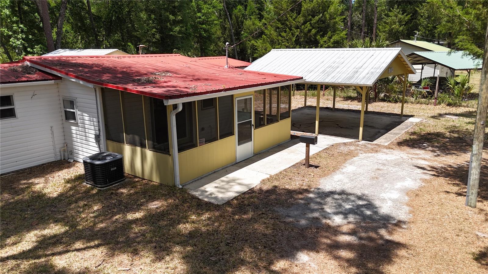 SUWANNEE RIVER SPGS 01/MANATEE - Residential