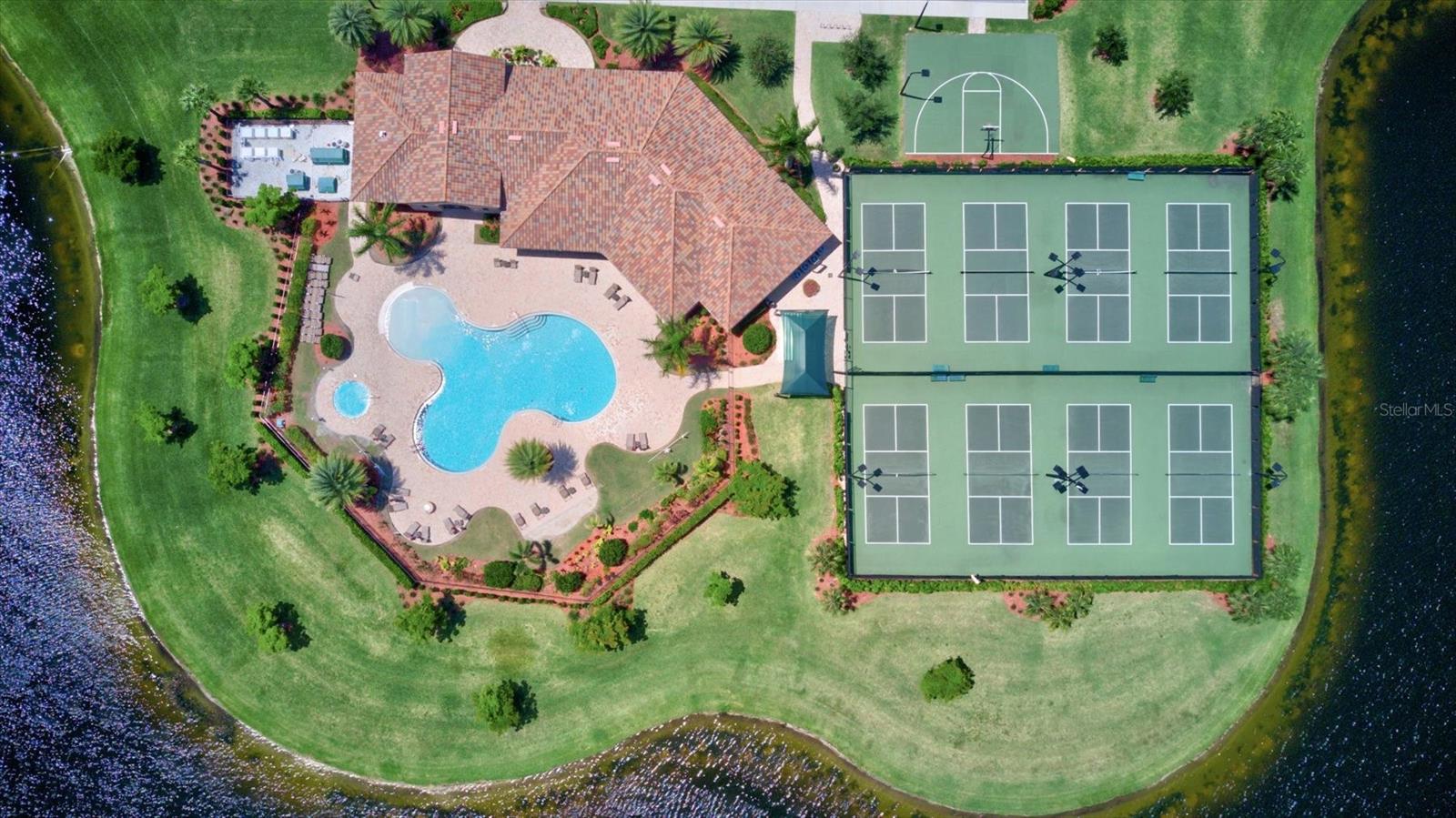 RIVER STRAND - Residential Lease