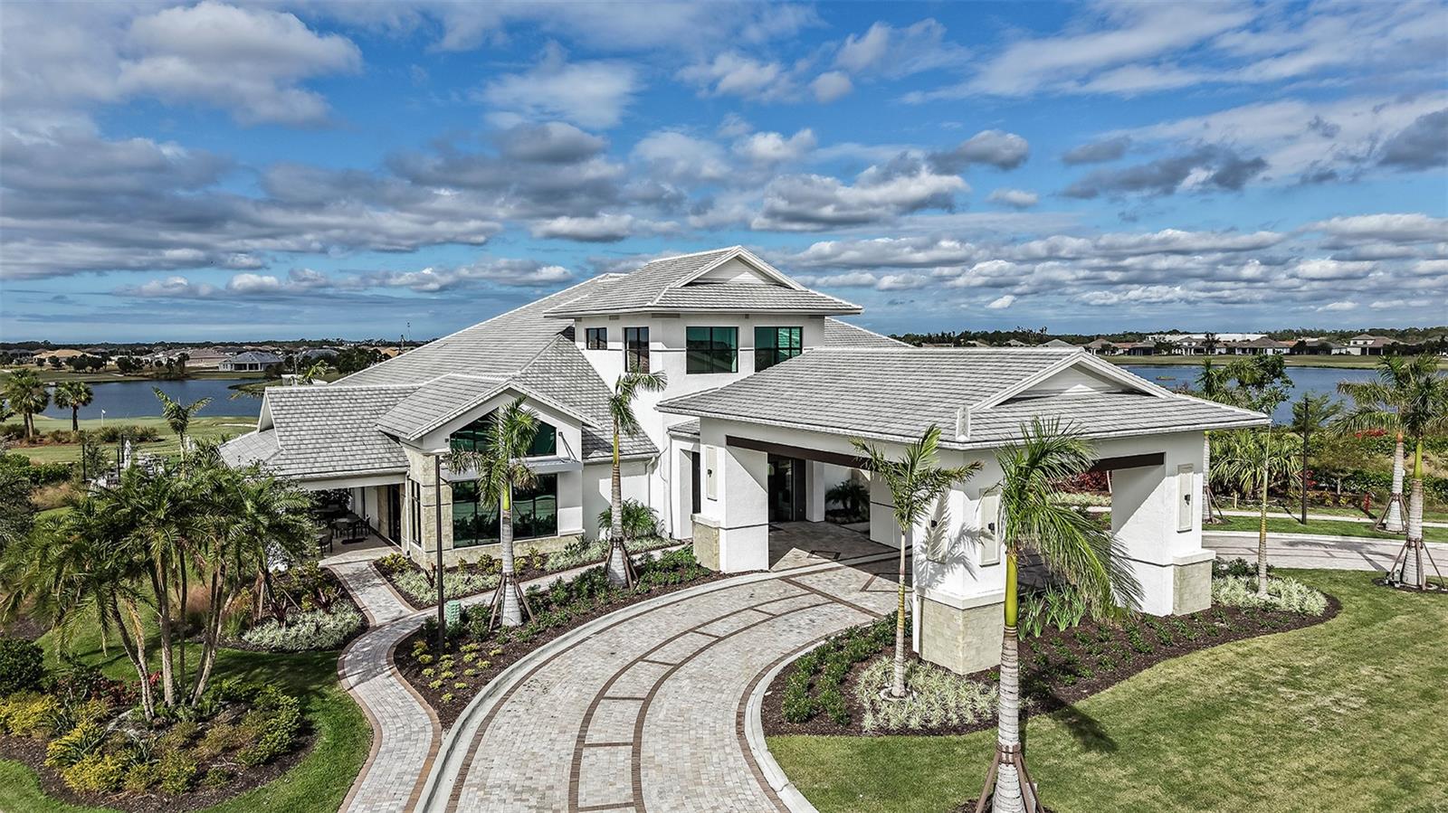 AZARIO ESPLANADE - Residential