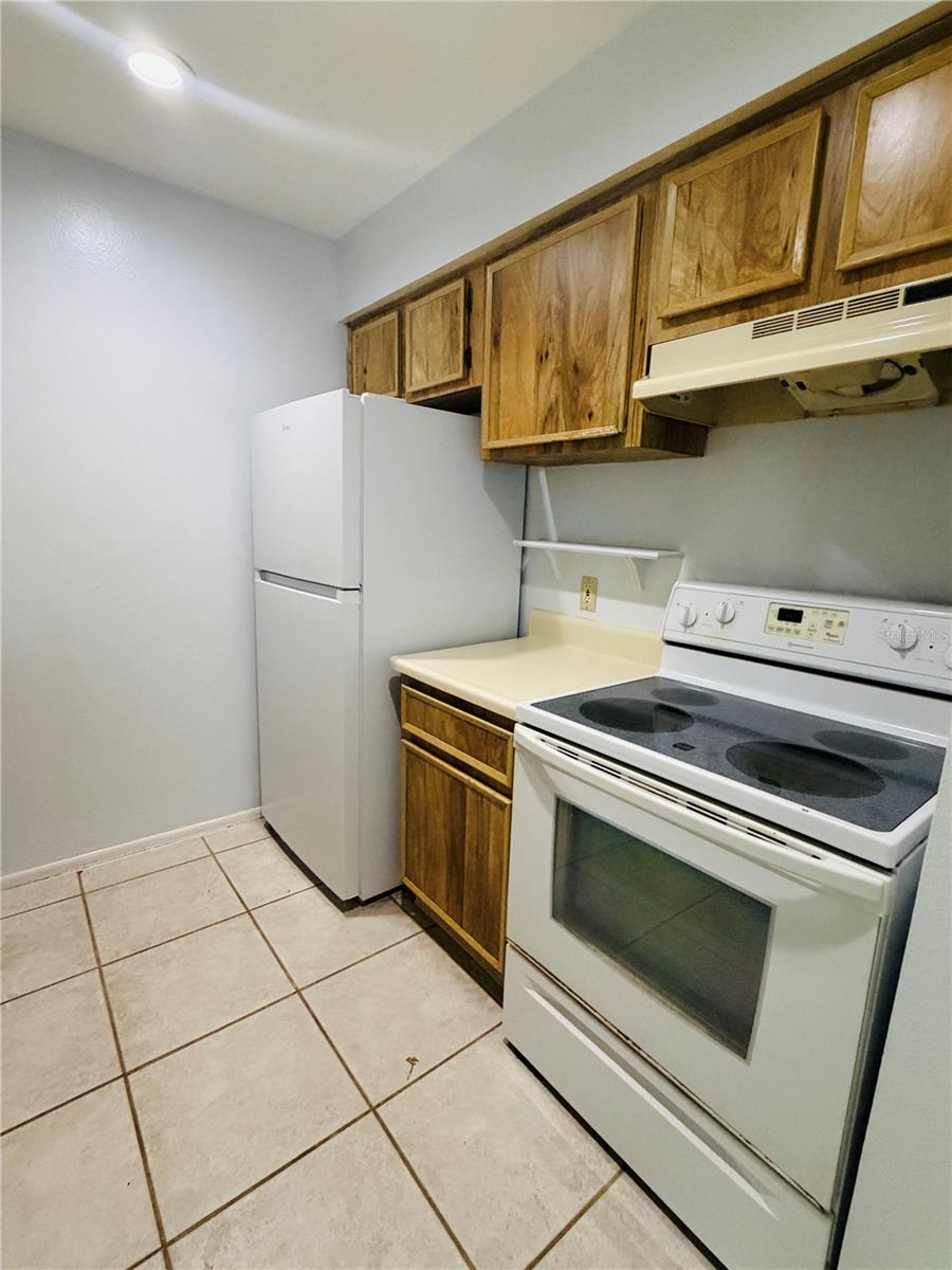 THE OAKS UNIT VI A CONDO - Residential