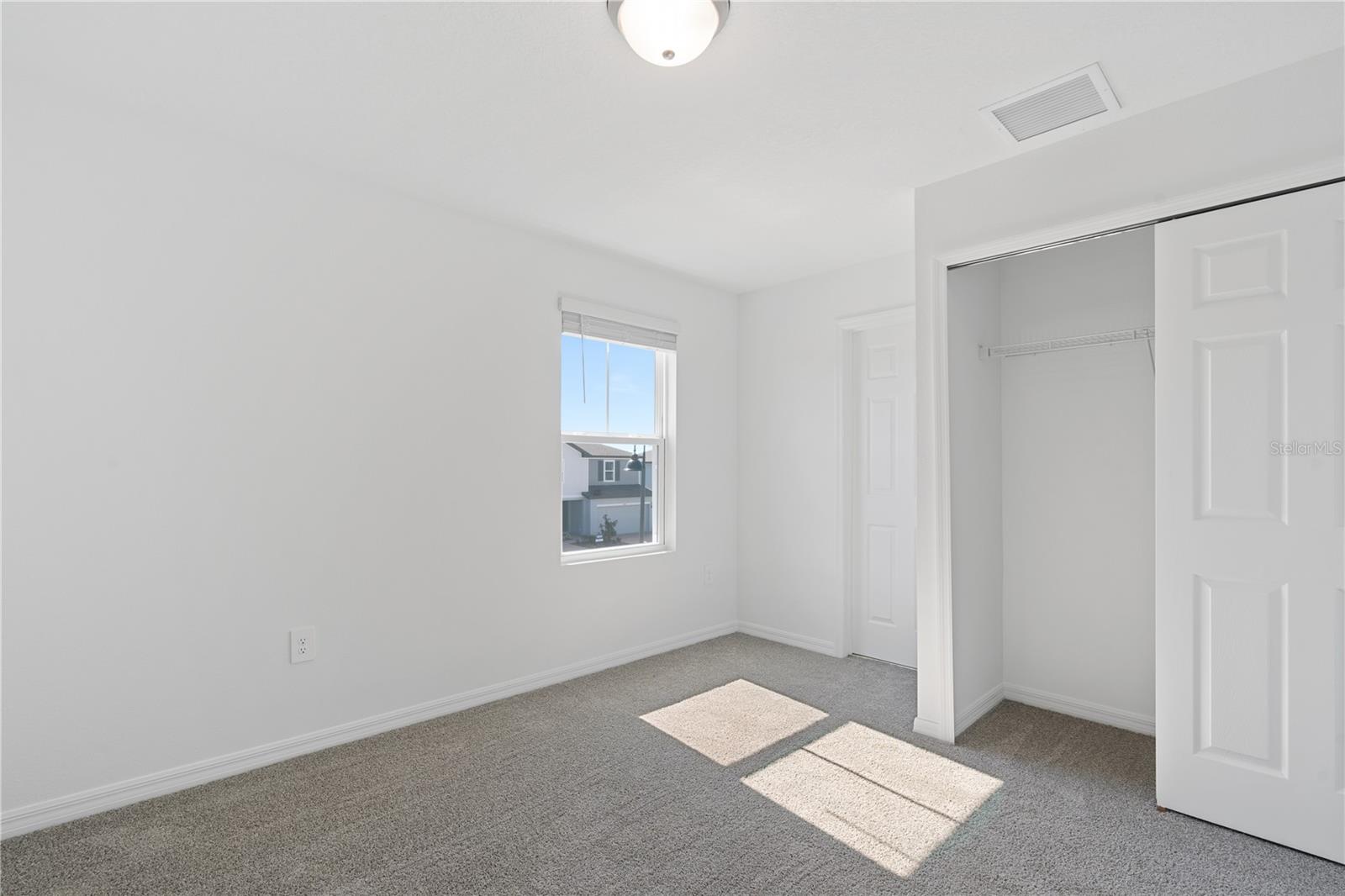 CAGAN CROSSING WEST PHASE 1 PB 82 PG 69- 79 LOT 28 - Residential Lease