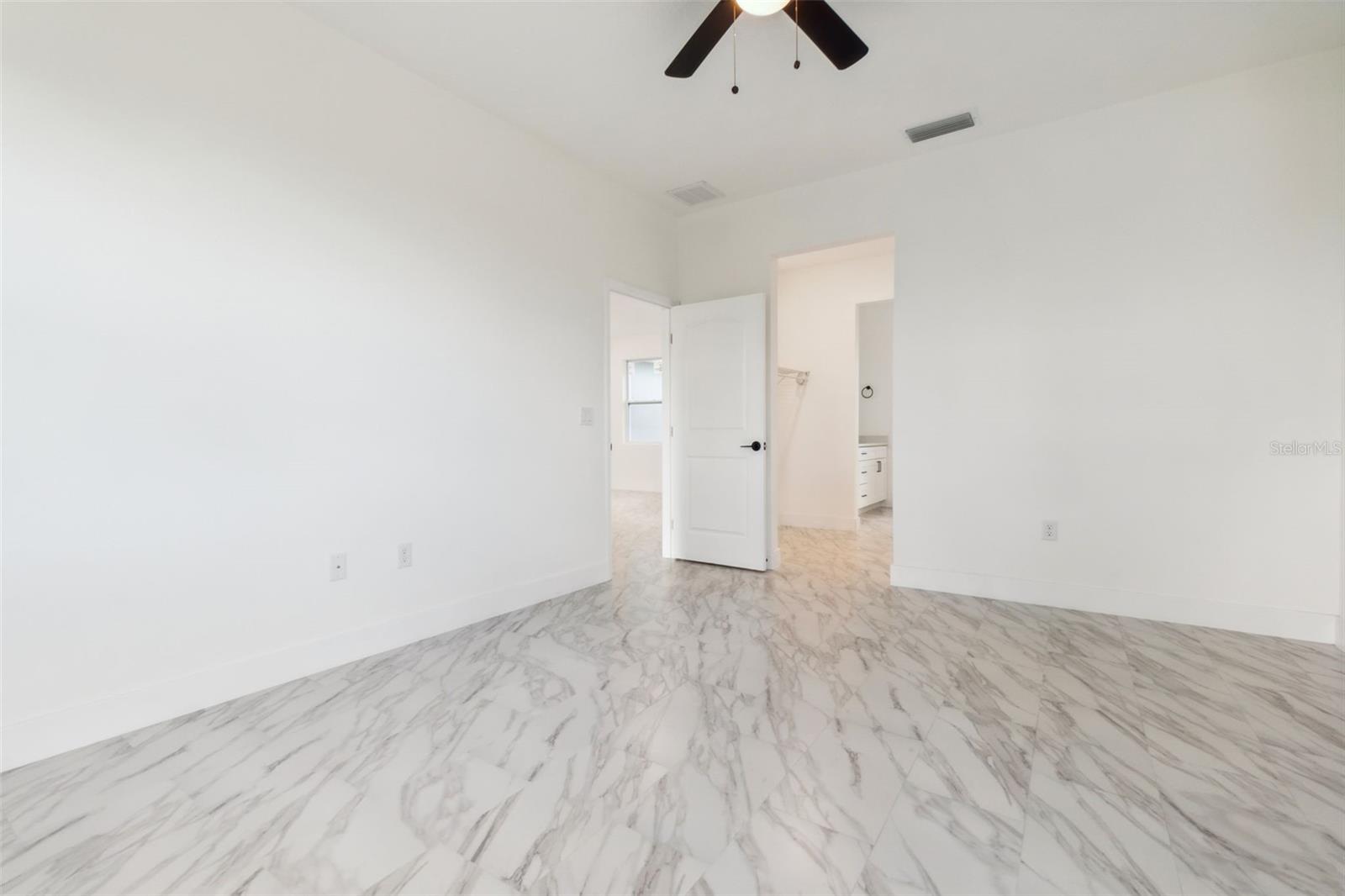 ROTONDA SANDS - Residential