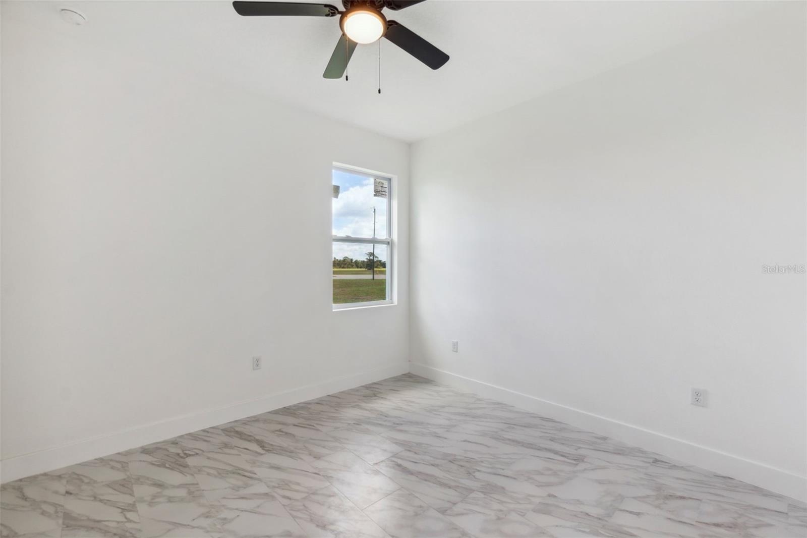 ROTONDA SANDS - Residential