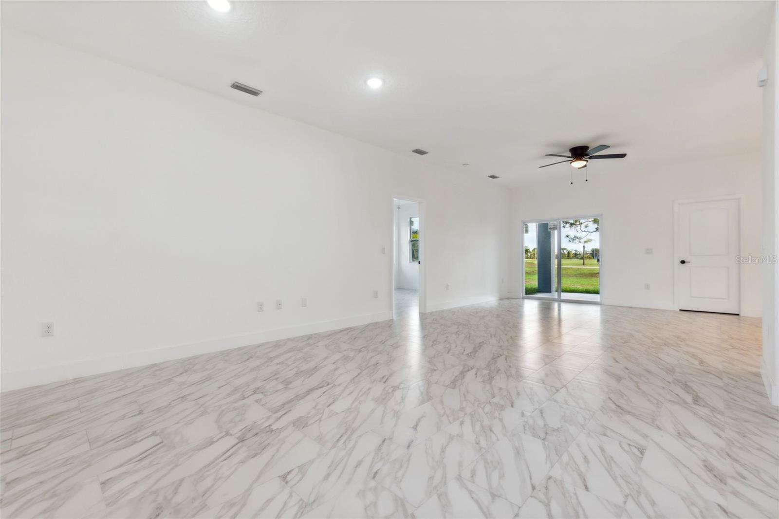 ROTONDA SANDS - Residential