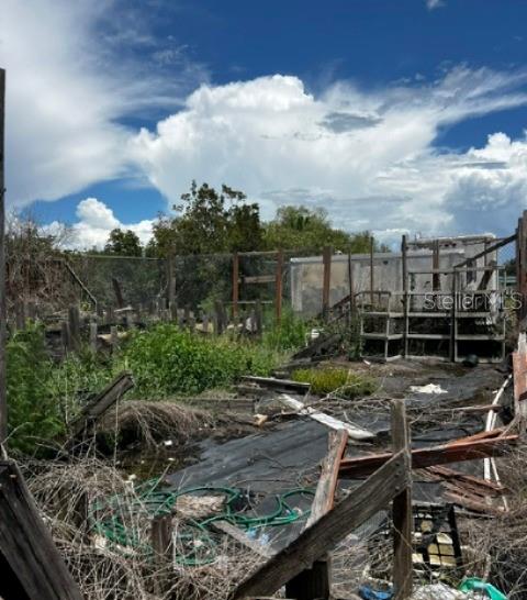 ACREAGE & UNREC - Residential