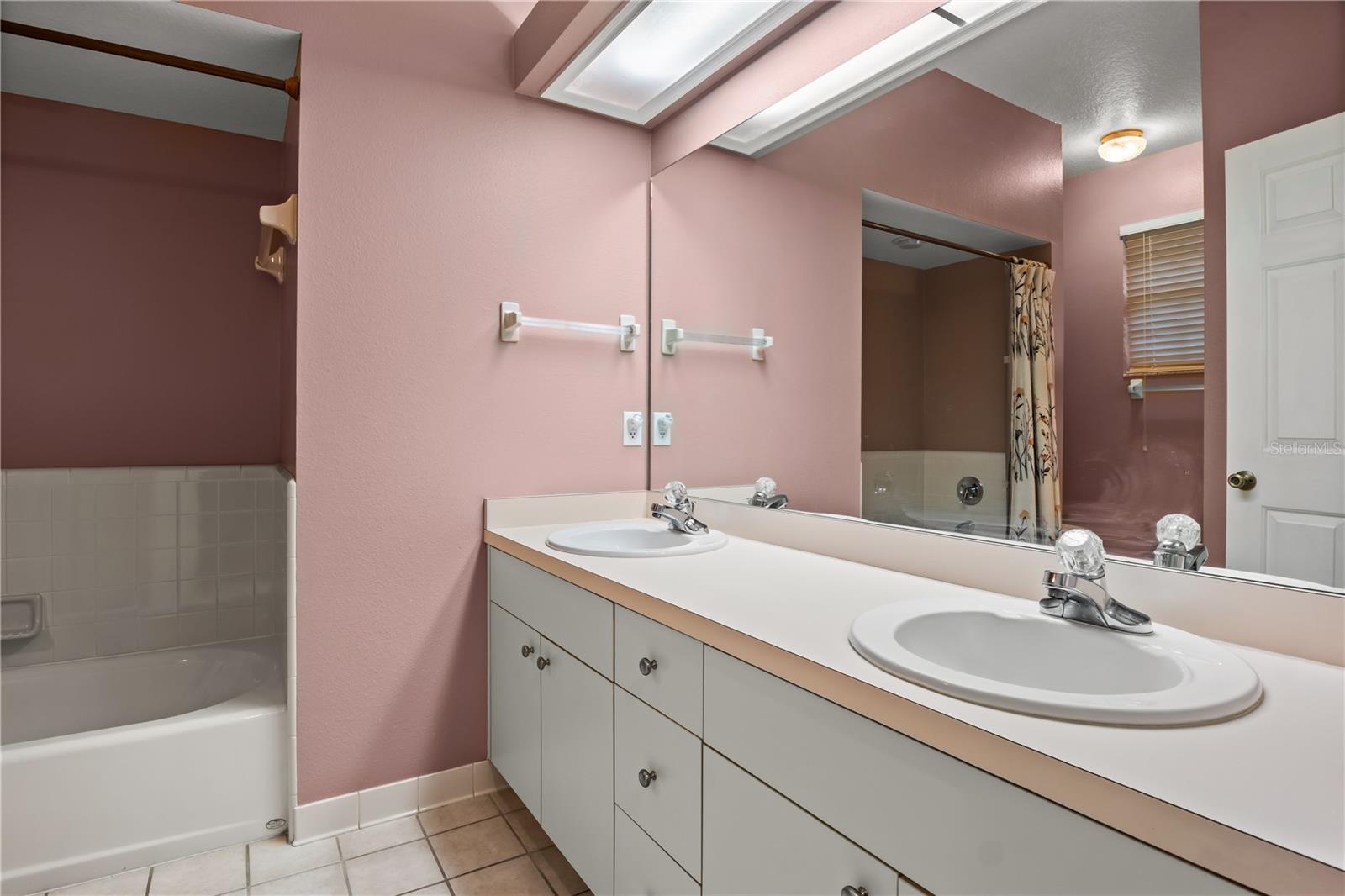 CYPRESSWOOD ENCLAVE PH 01 - Residential