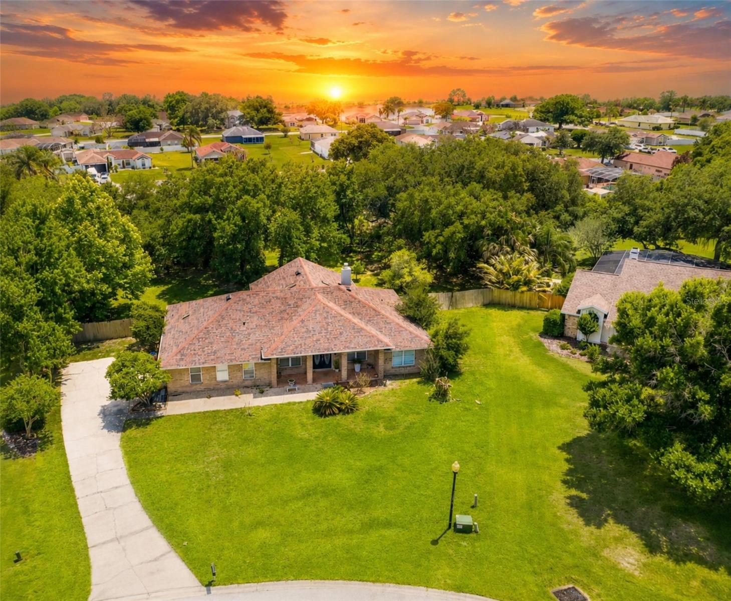 EAGLE TRACE - Residential Lease