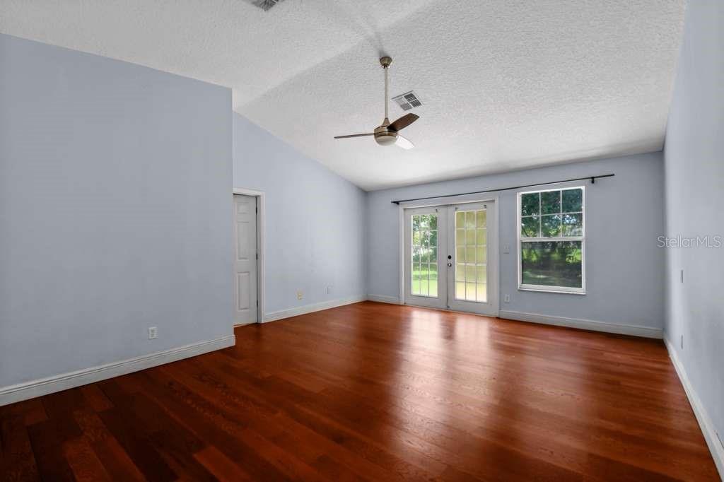 EAGLE TRACE - Residential Lease