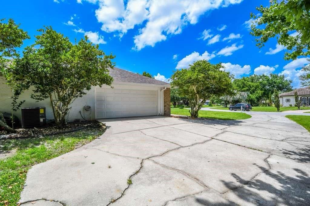 EAGLE TRACE - Residential Lease