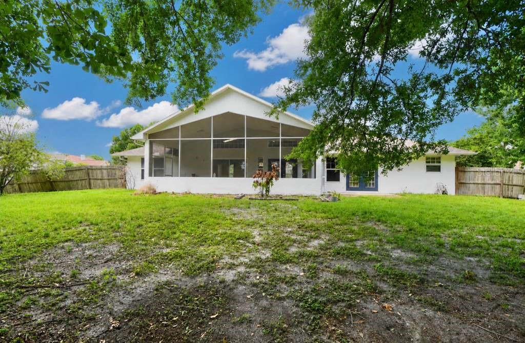 EAGLE TRACE - Residential Lease
