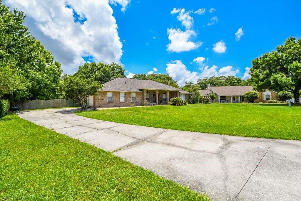 EAGLE TRACE - Residential Lease