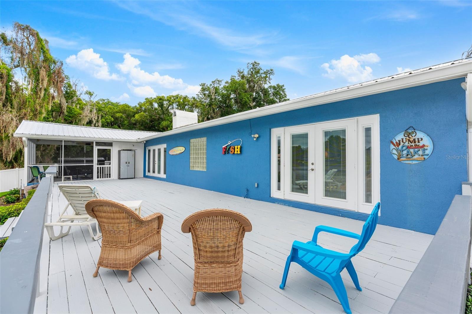 LAKEWOOD SHORES 1ST ADD - Residential