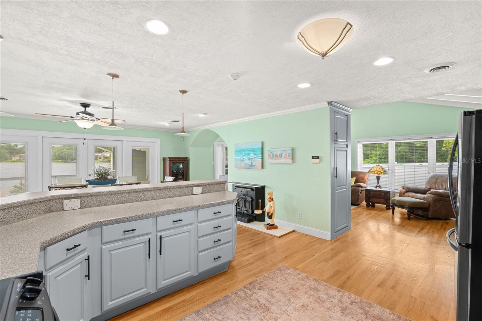 LAKEWOOD SHORES 1ST ADD - Residential