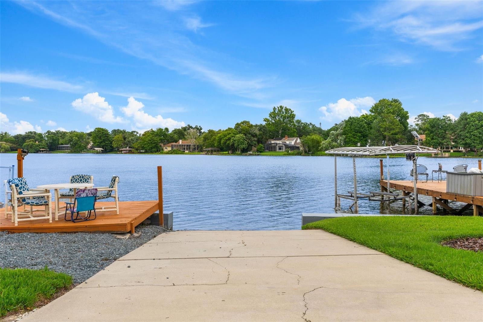 LAKEWOOD SHORES 1ST ADD - Residential