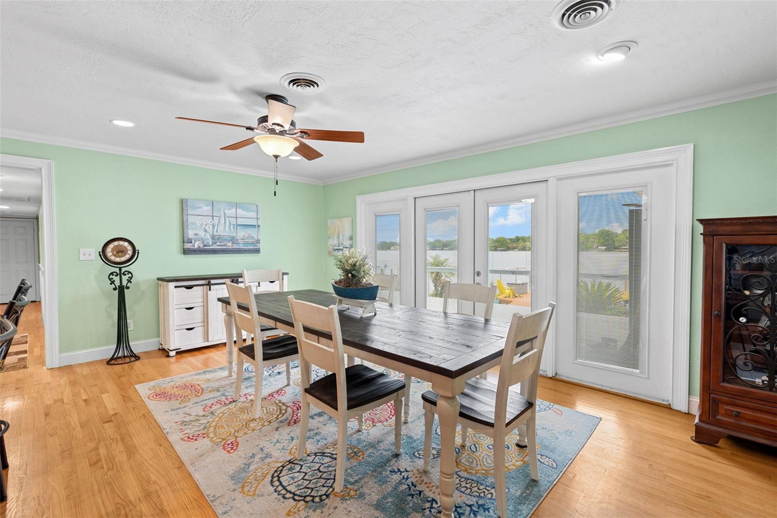 LAKEWOOD SHORES 1ST ADD - Residential