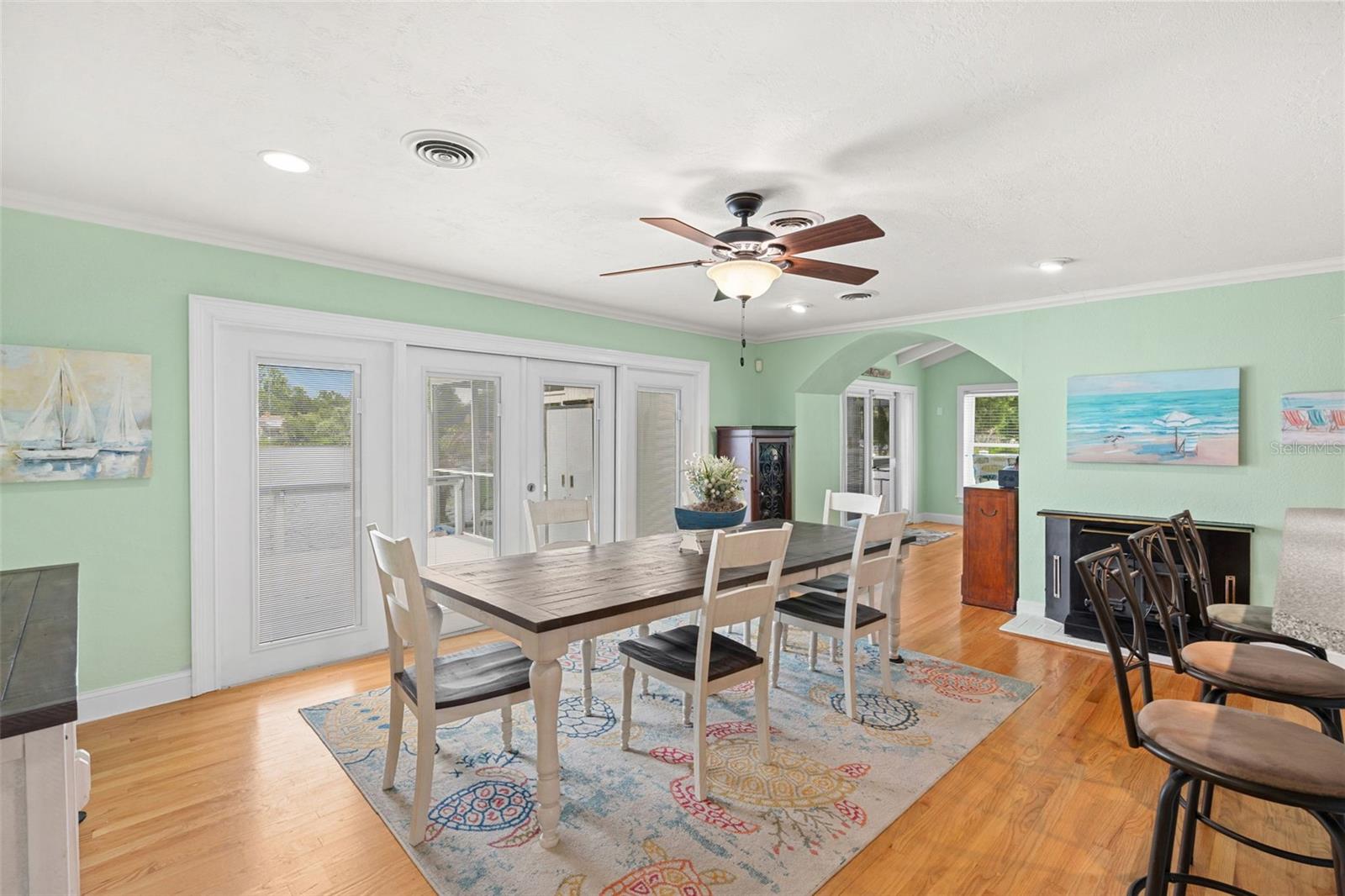 LAKEWOOD SHORES 1ST ADD - Residential