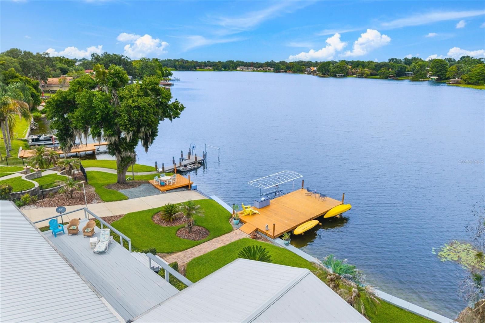LAKEWOOD SHORES 1ST ADD - Residential