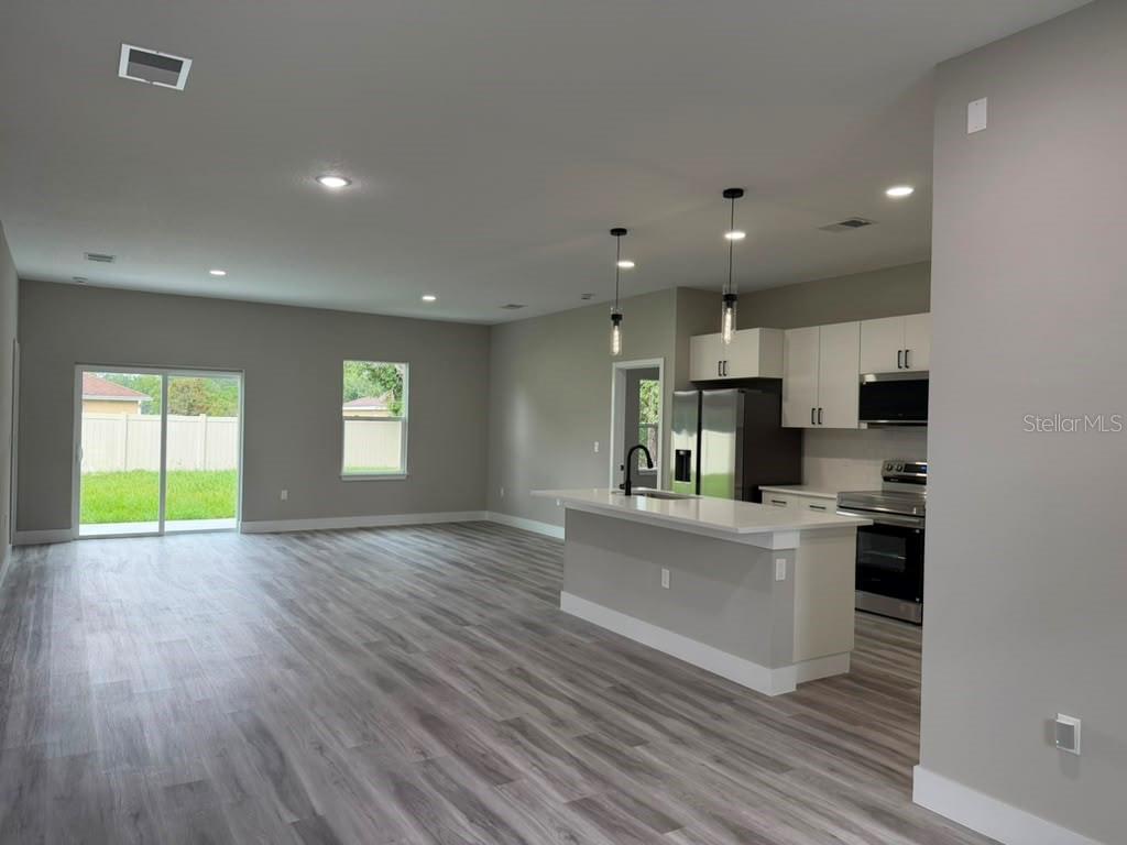 CITRUS SPGS UNIT 11 - Residential