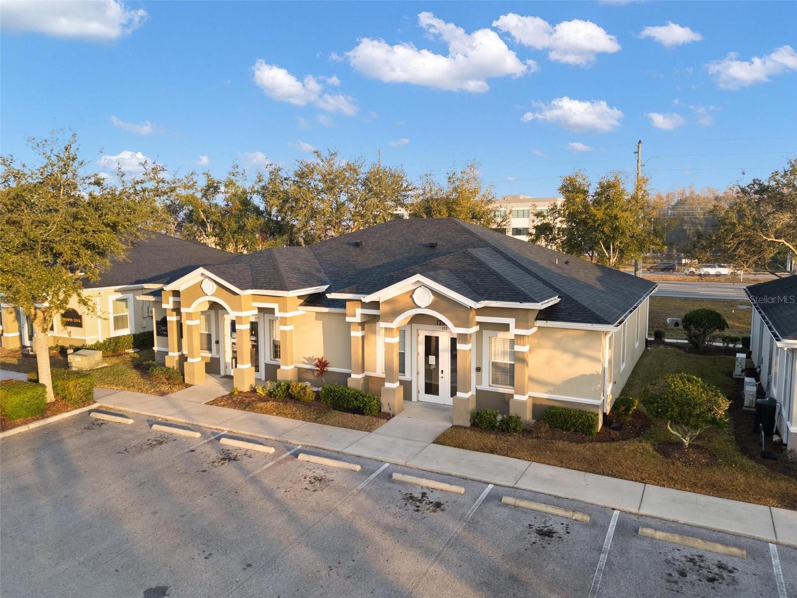 BALLANTRAE PROFESSIONAL - Commercial Sale