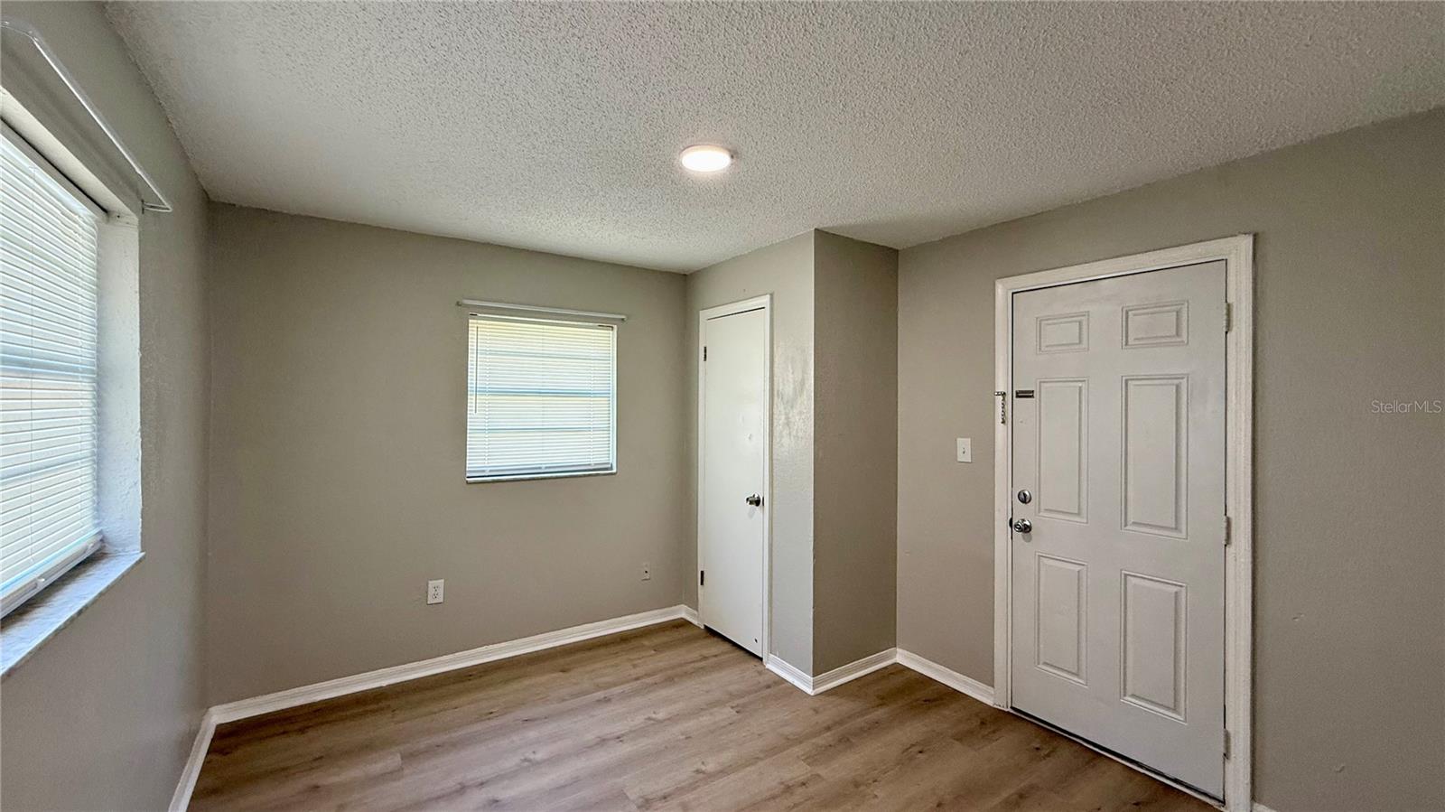 UNKNOWN - Residential Lease