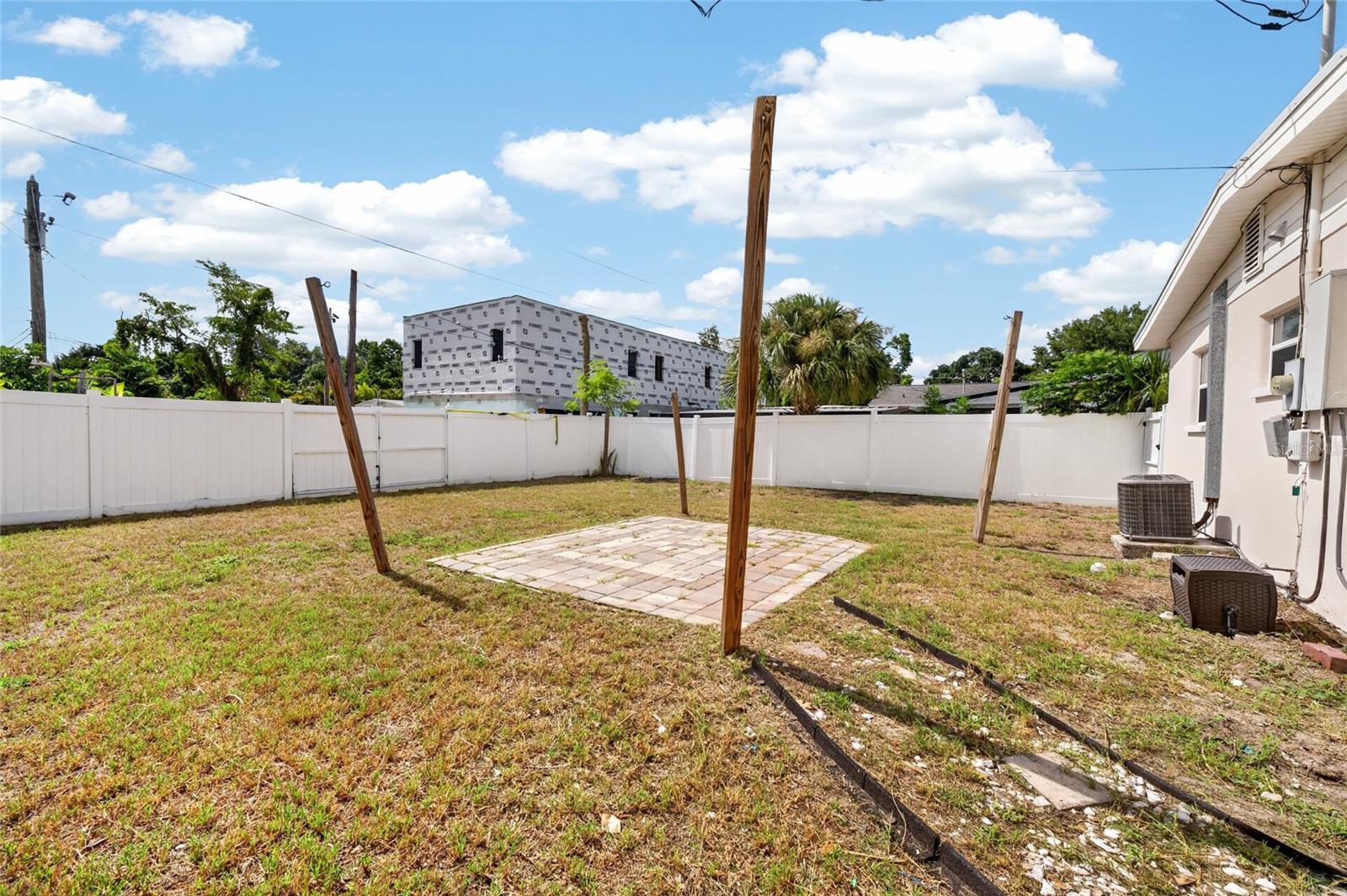 PASADENA GARDENS - Residential