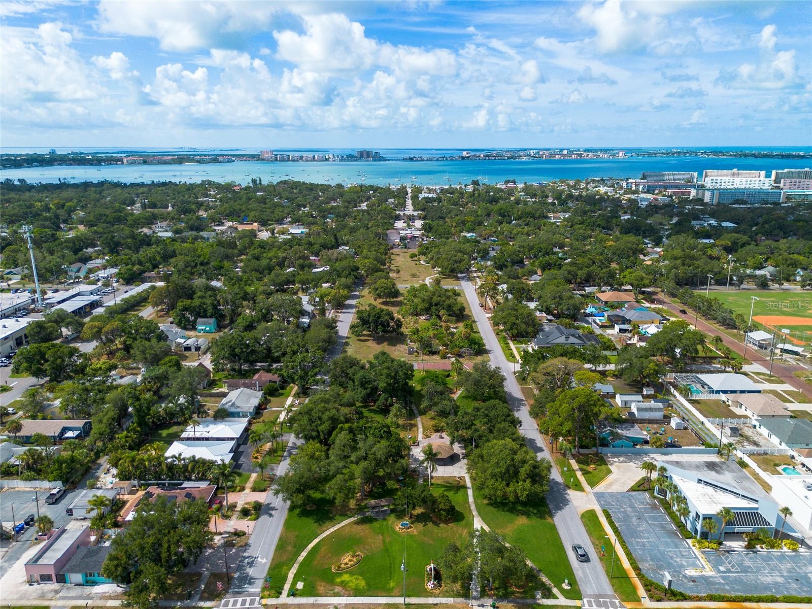 PASADENA GARDENS - Residential