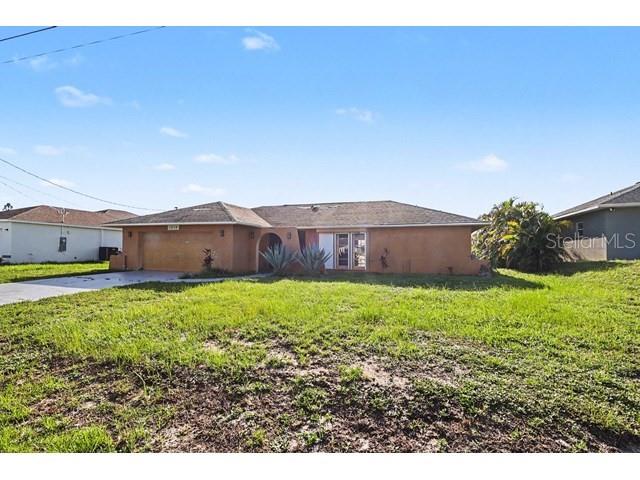 CAPE CORAL - Residential