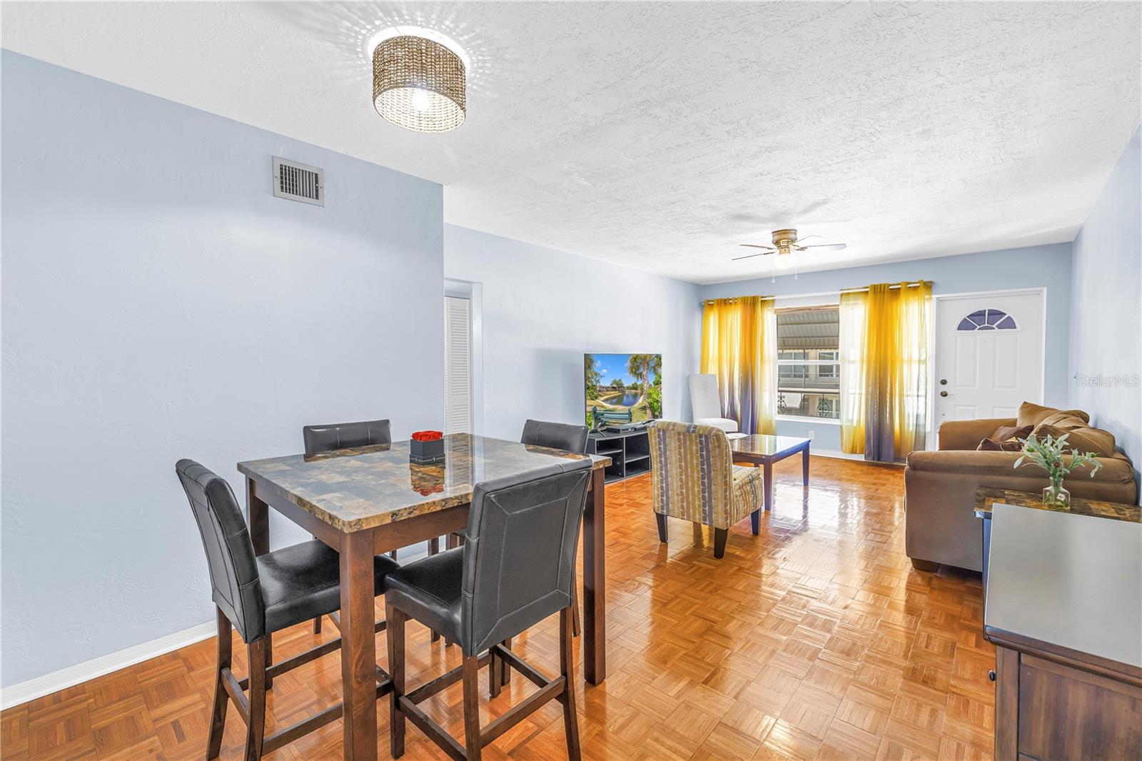 CLEARVIEW OAKS BLDG 26 - Residential