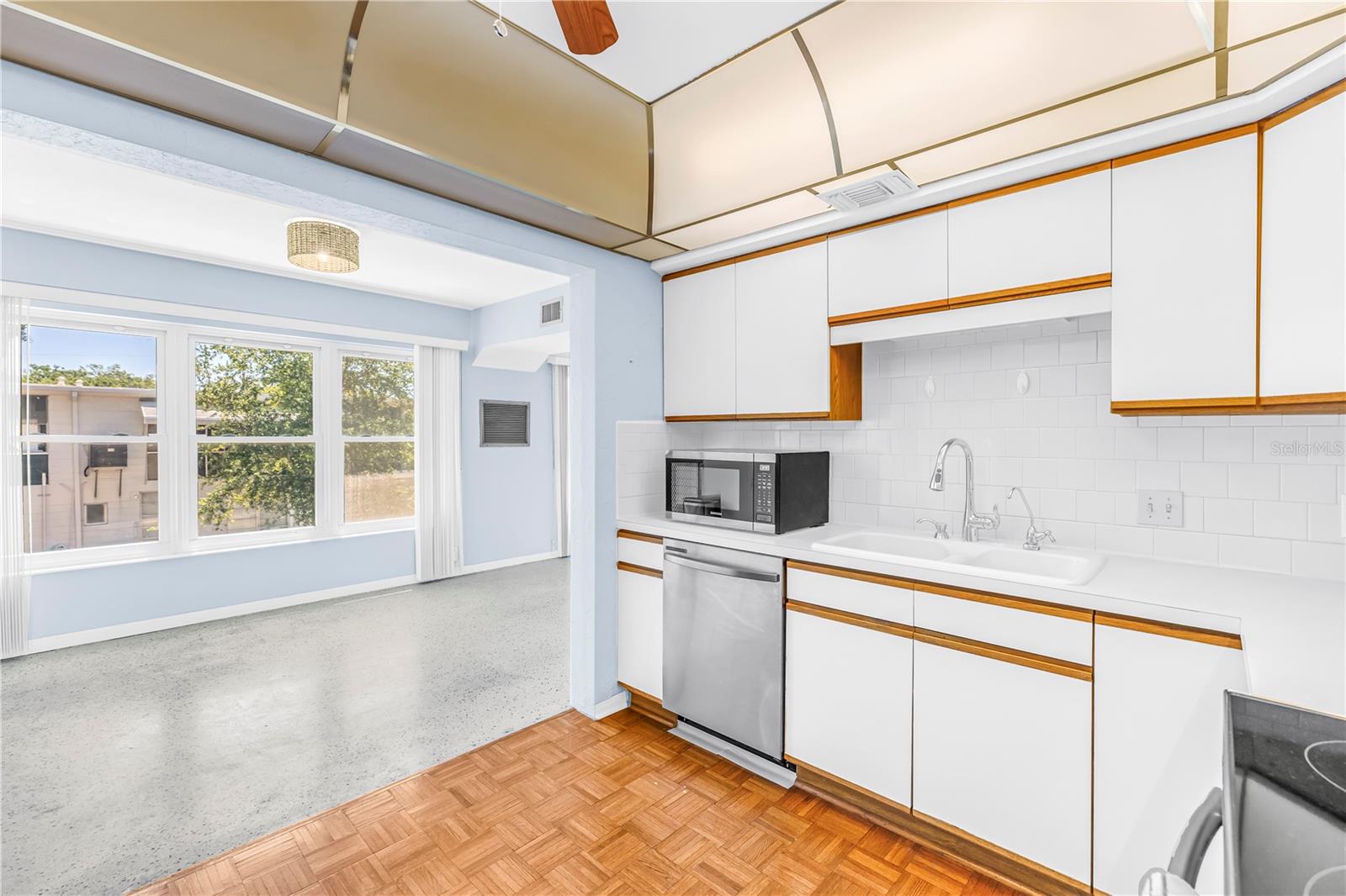 CLEARVIEW OAKS BLDG 26 - Residential
