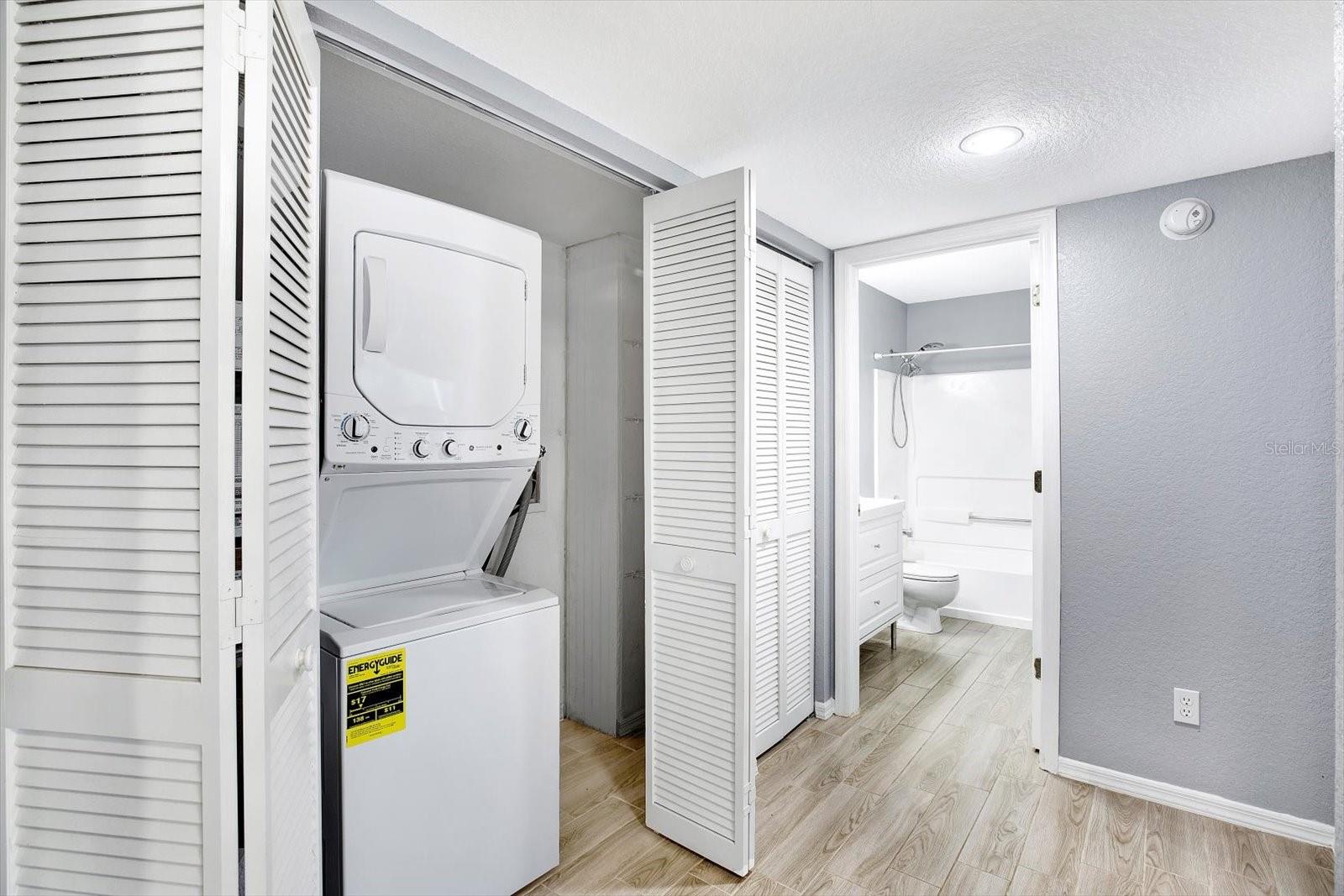 HARCOURT - Residential Lease