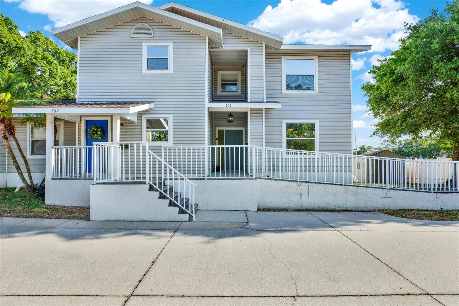 HARCOURT - Residential Lease