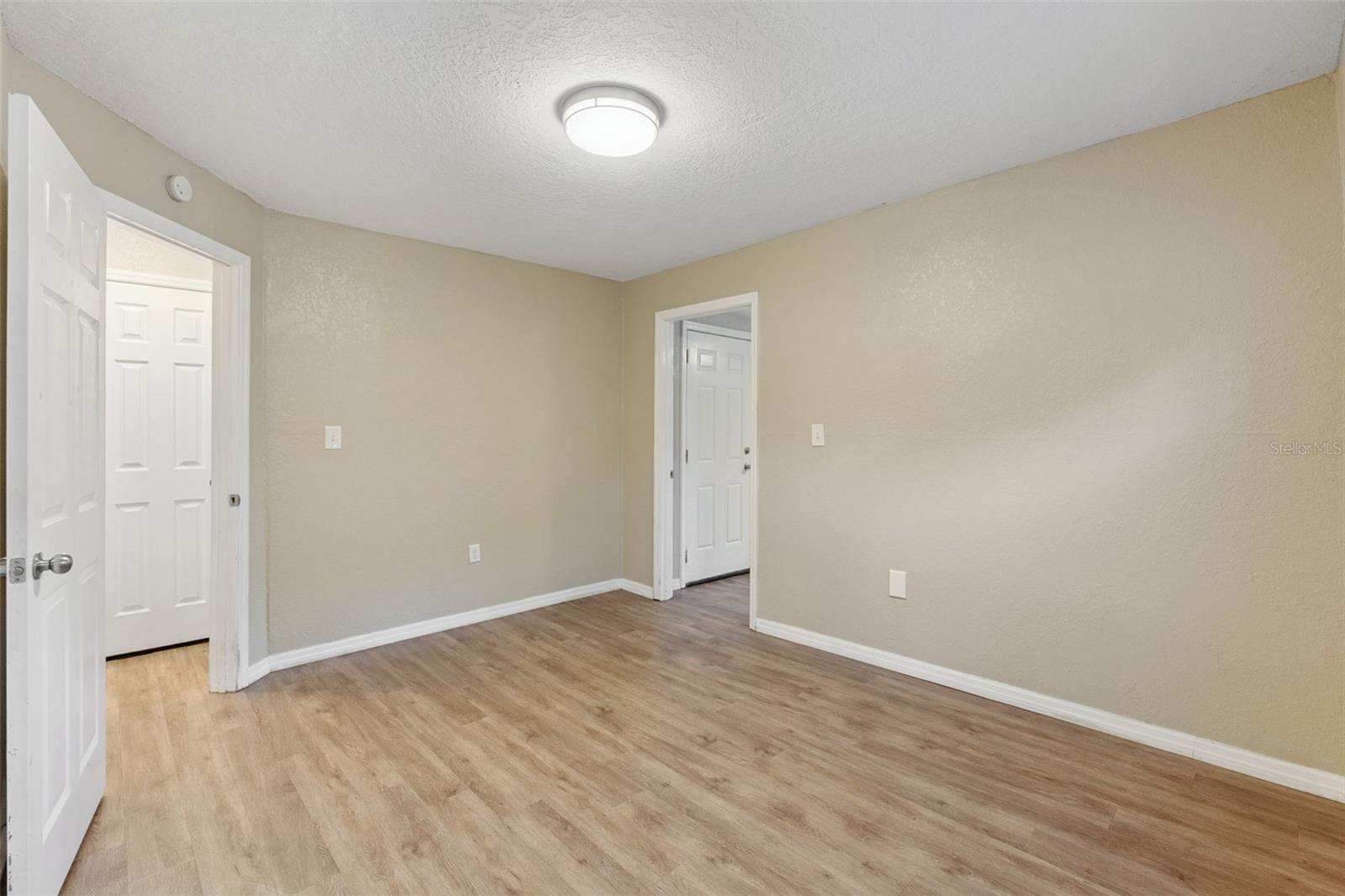 L C COXS ADD - Residential Lease