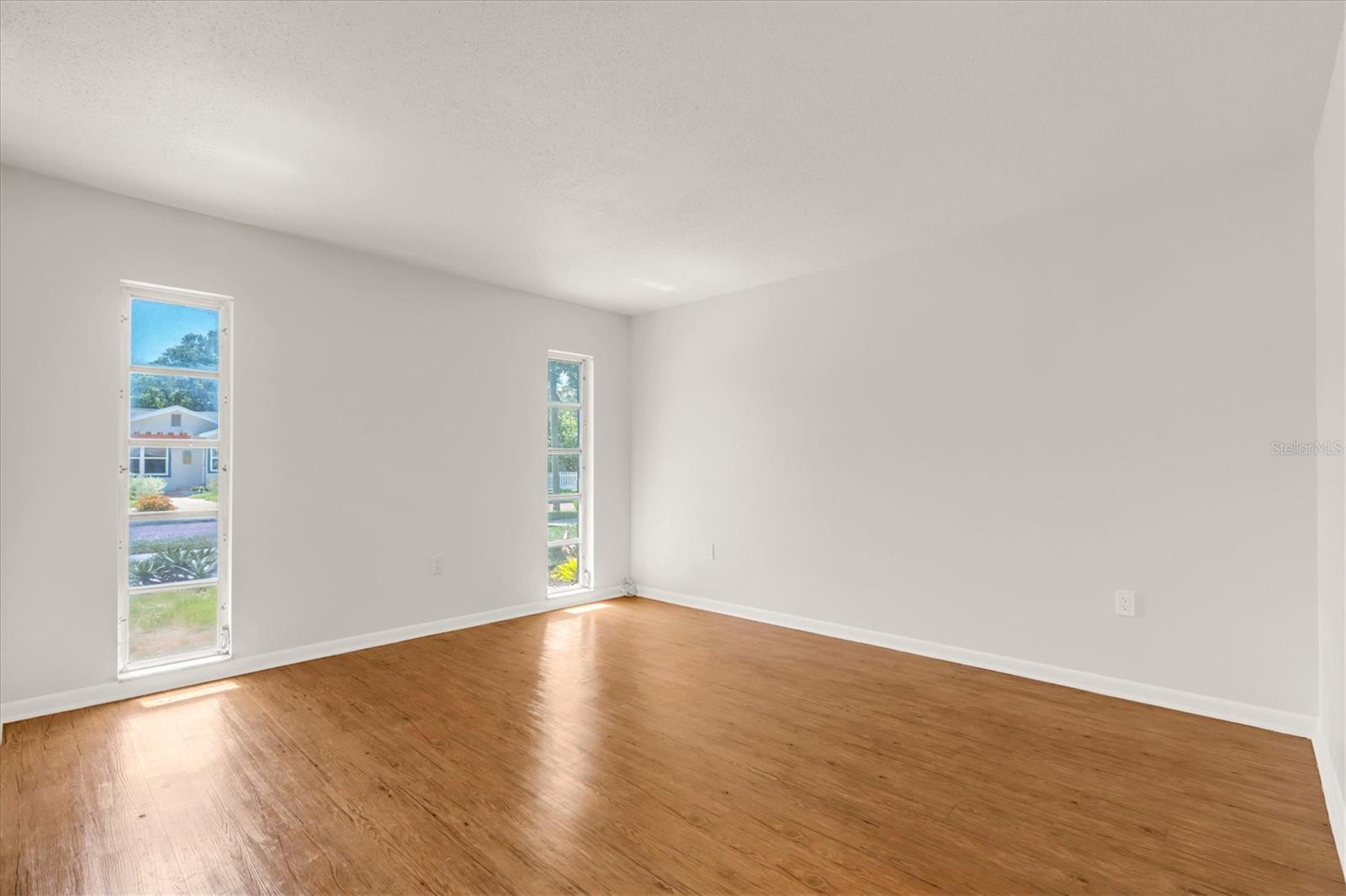 PARK VIEW HEIGHTS - Residential Lease