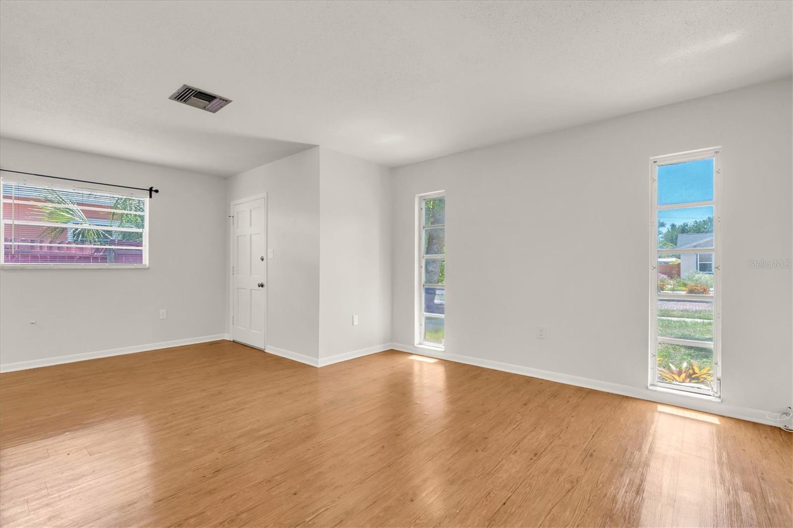 PARK VIEW HEIGHTS - Residential Lease