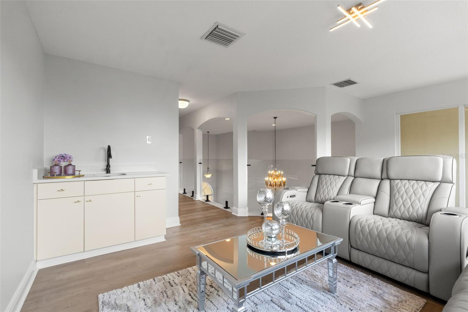 GRAND HAMPTON PH 3 - Residential