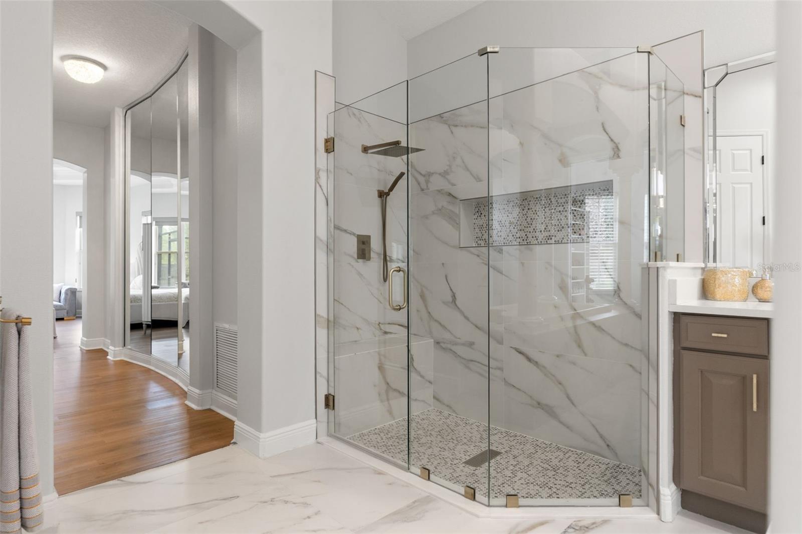 GRAND HAMPTON PH 3 - Residential