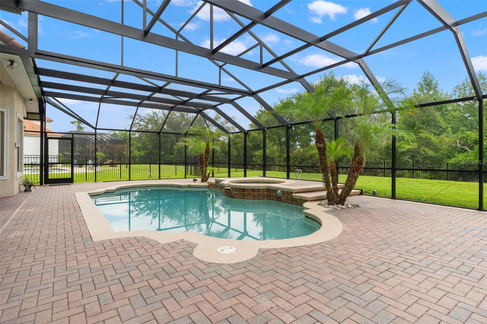 GRAND HAMPTON PH 3 - Residential