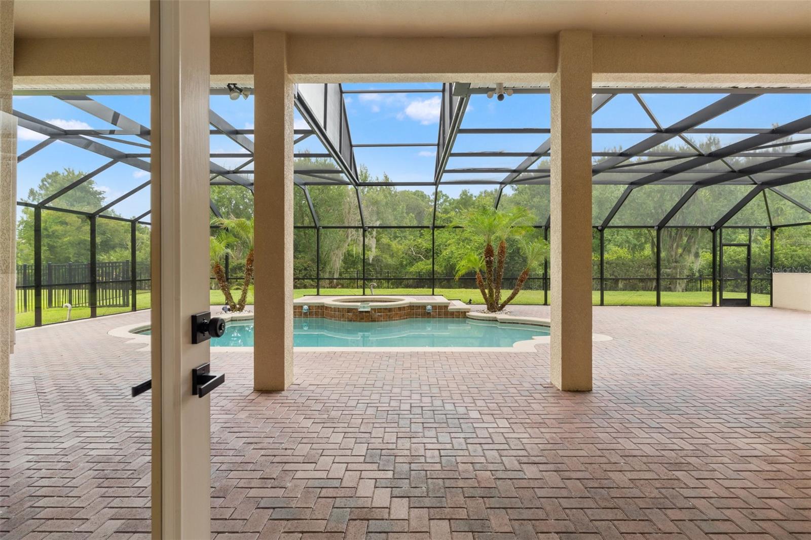 GRAND HAMPTON PH 3 - Residential