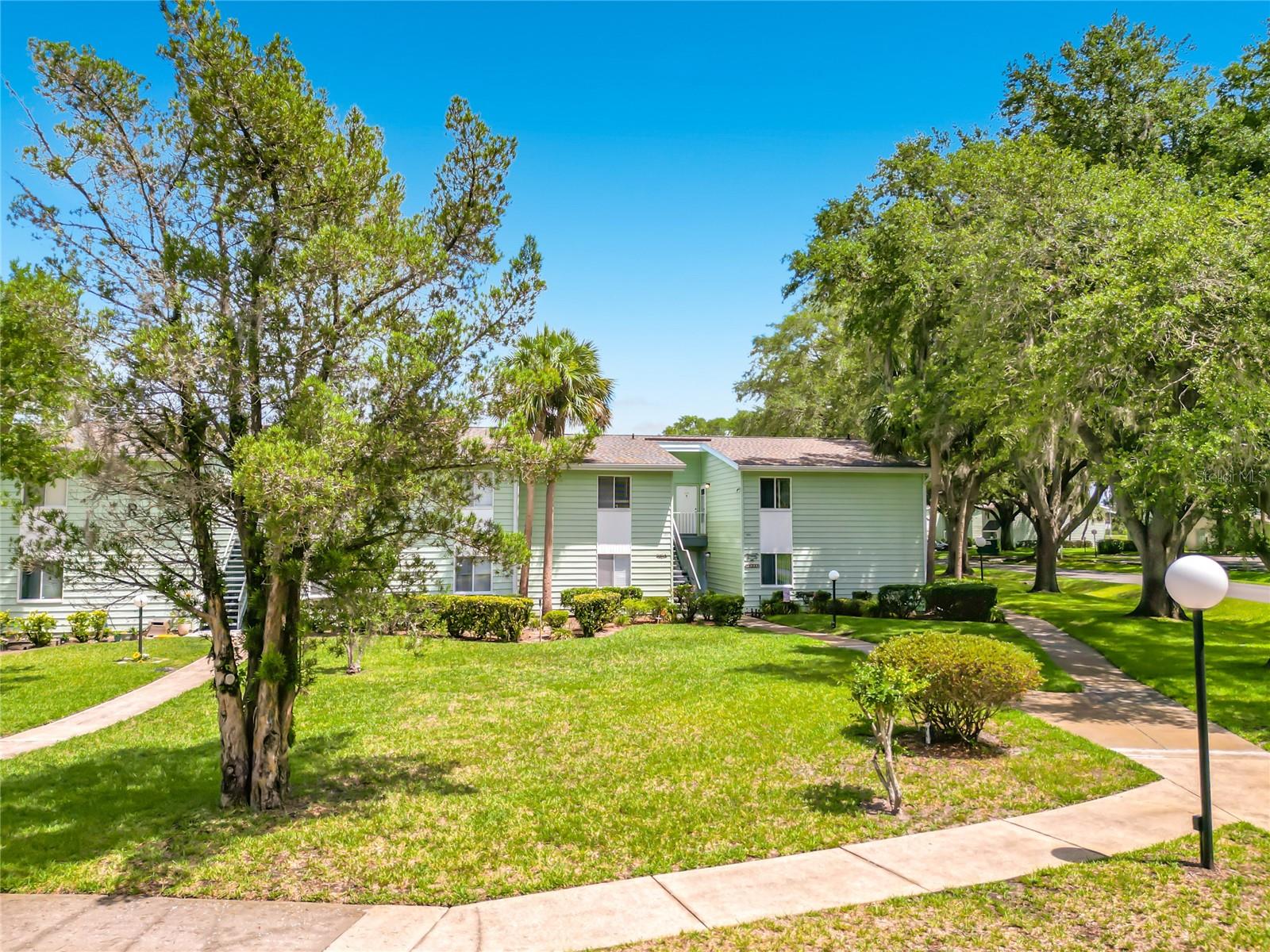 LIVE OAK VILLAGE CONDO - Residential