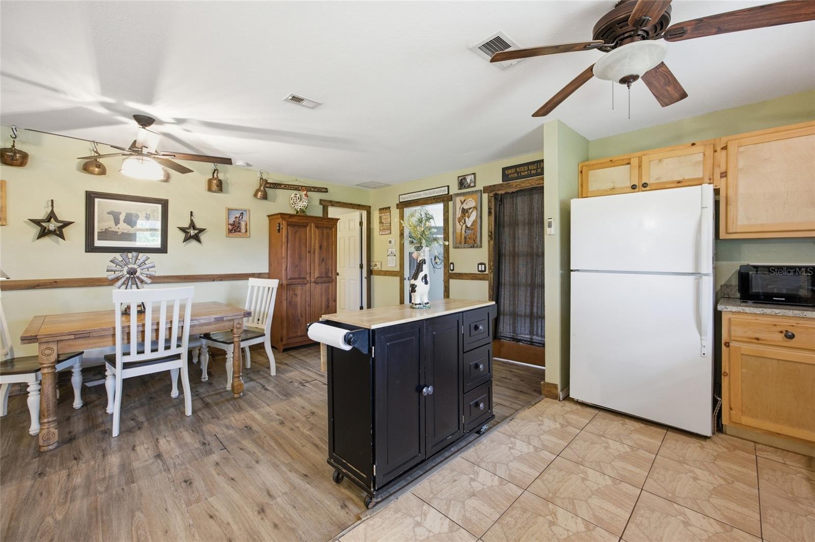 FOX GROVE FARMS - Residential