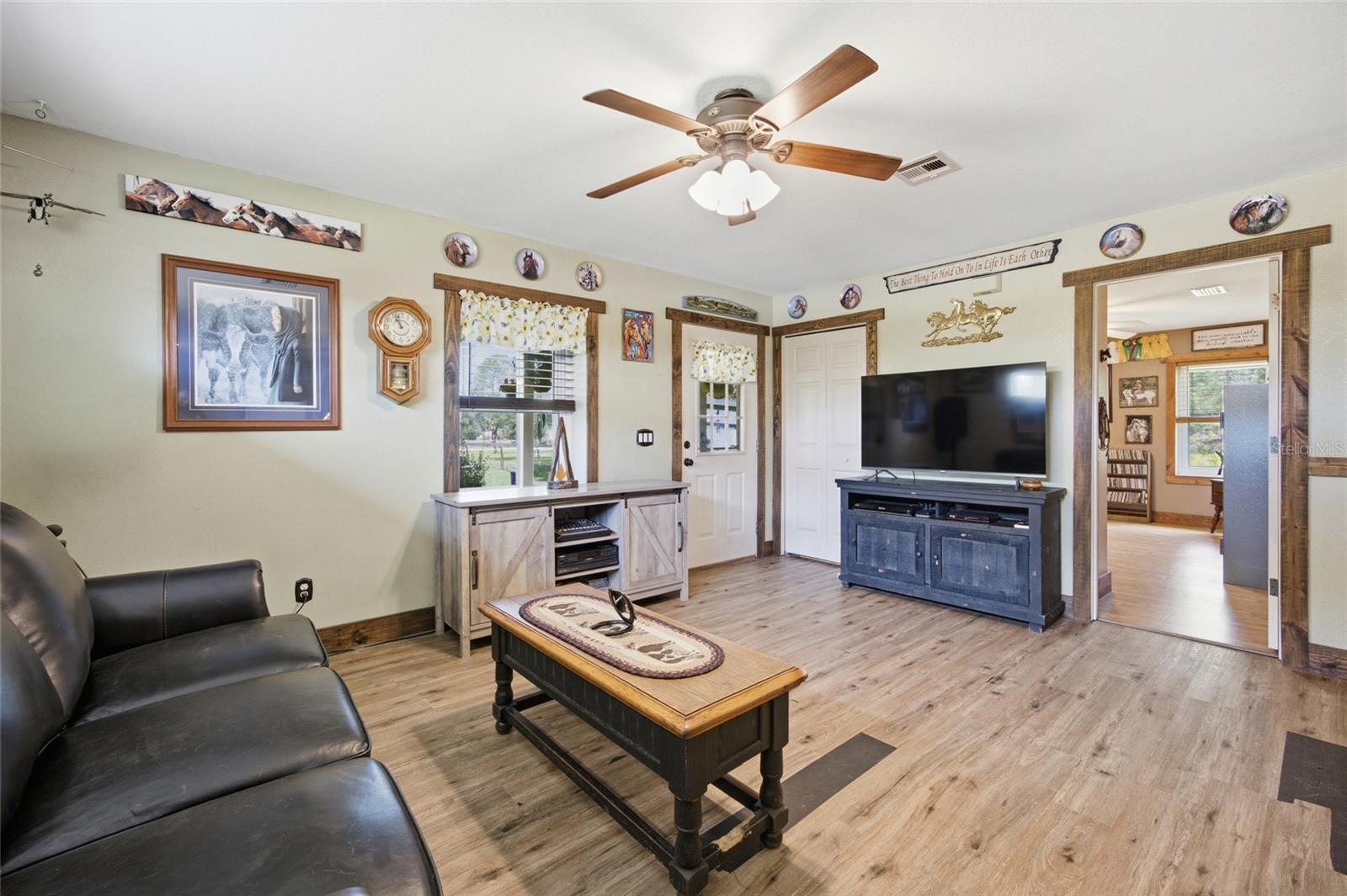 FOX GROVE FARMS - Residential