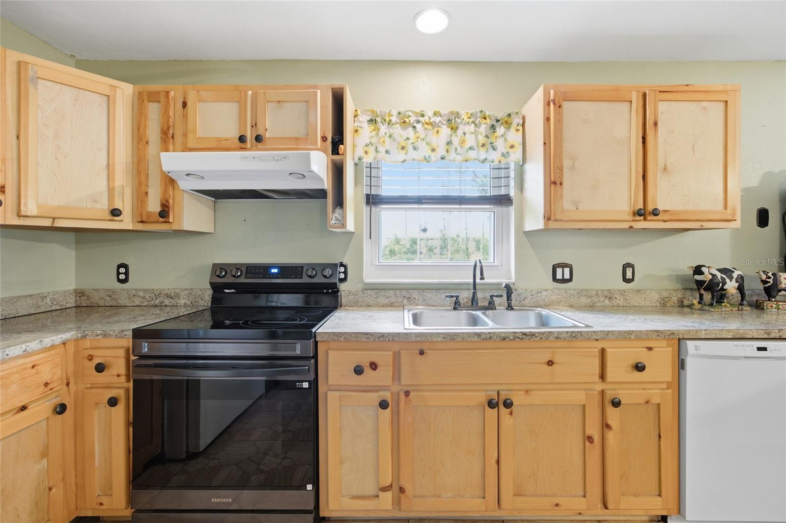 FOX GROVE FARMS - Residential