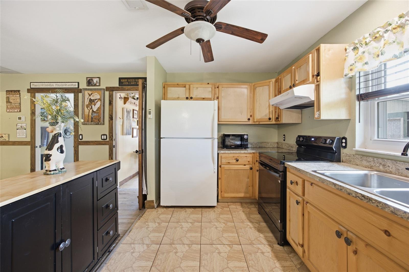 FOX GROVE FARMS - Residential